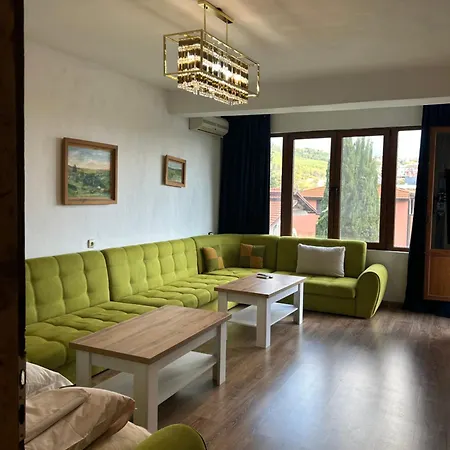 Didi Park House къща с две спални Apartman Szandanszki