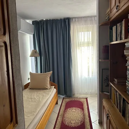 Apartman Didi Park House къща с две спални
