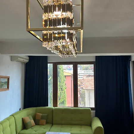 Apartman Didi Park House къща с две спални