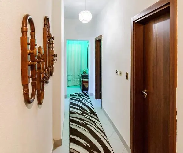 Didi Park House къща с две спални شقة