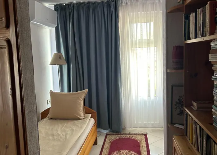 شقة Didi Park House къща с две спални